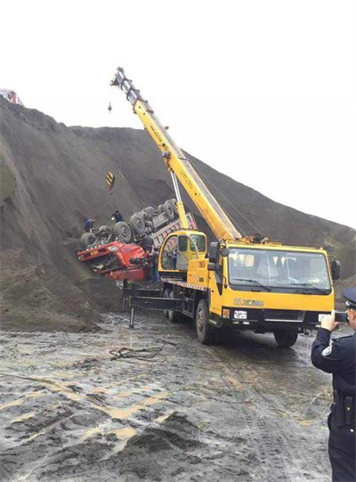 海东上犹道路救援